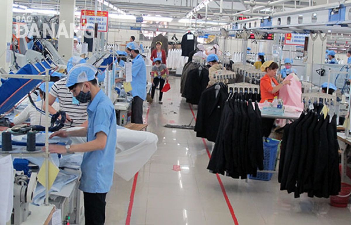 Nghi&ecirc;n cứu đ&aacute;nh gi&aacute;, ph&acirc;n loại điều kiện lao động tại một số vị tr&iacute; trong c&aacute;c cơ sở dệt may ở miền trung