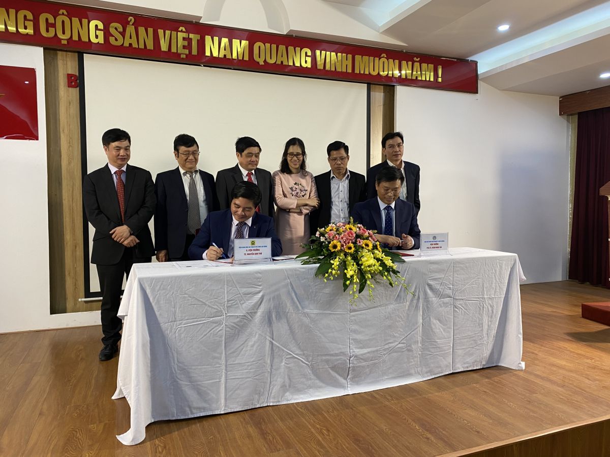 Lễ ký Biên bản ghi nhớ hợp tác triển khai các hoạt động chuyên ngành thuộc lĩnh vực an toàn, vệ sinh lao động