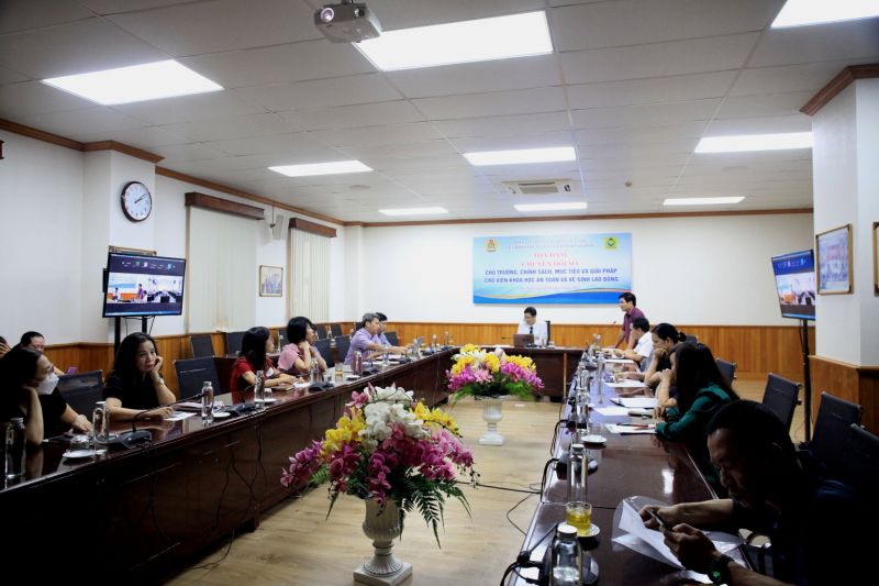 Tọa đàm Chuyển đổi số - Chủ trương, chính sách, mục tiêu và giải pháp