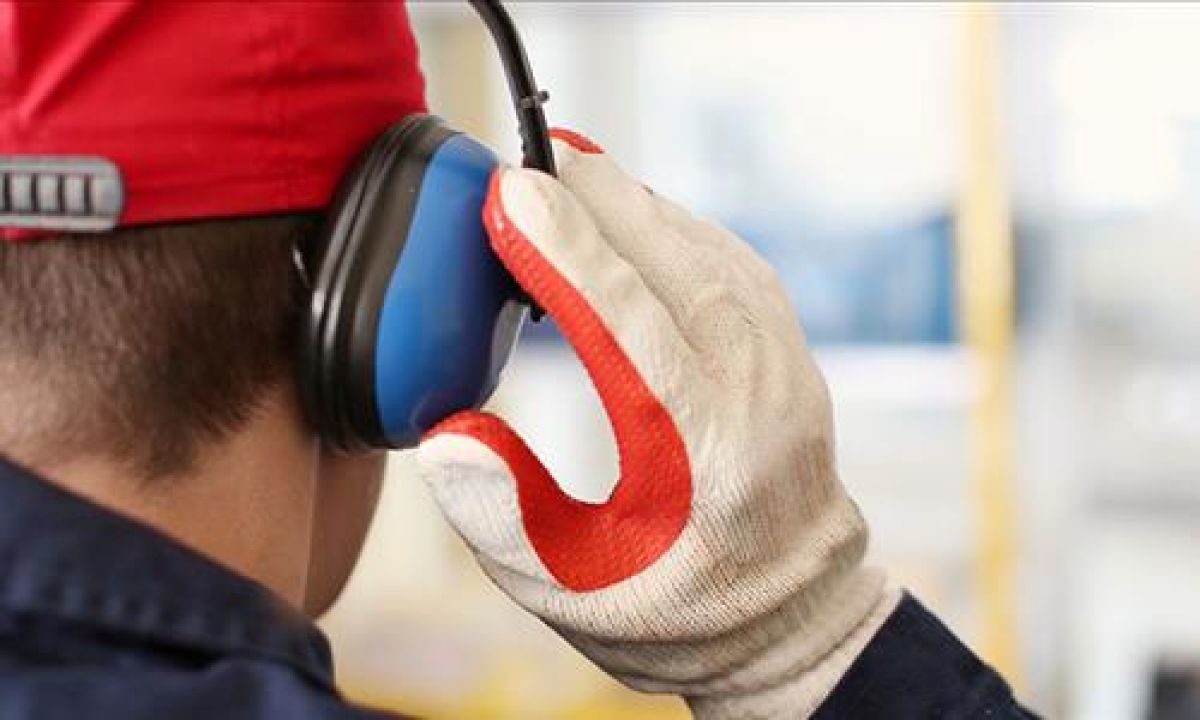 Biết đ&aacute;nh gi&aacute; đ&uacute;ng mức tiếng ồn v&agrave; lựa chọn biện ph&aacute;p bảo vệ ph&ugrave; hợp